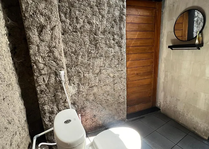 Appartamento Kubu Black House *